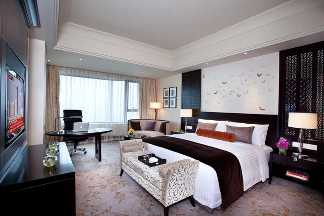 Classic, Double Bed, INTERCONTINENTAL WUXI 1/4