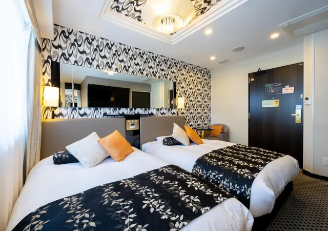 Deluxe, Twin Beds, APA Hotel Osaka Umeda 2/7