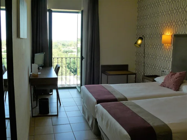 غرفة قياسية بسريرين منفصلين، Hotel Oromana 1/6