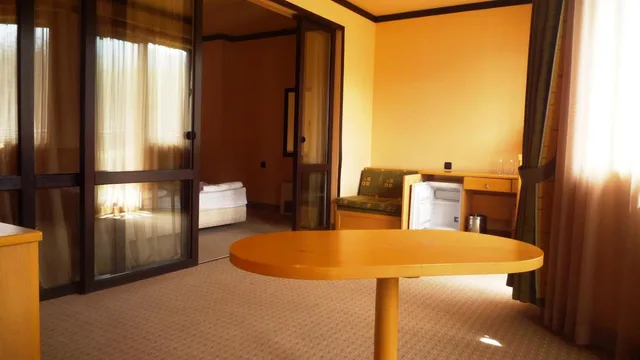 جناح بشرفة بغرفة نوم واحدة، Orphey Hotel 10/10