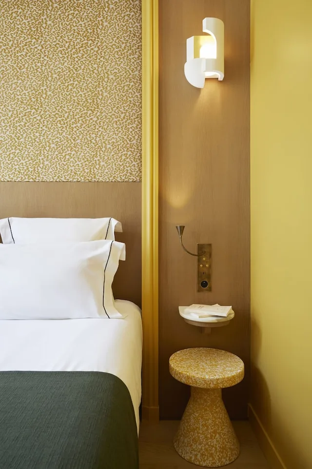 جناح بسرير كوين مع أريكة، Hotel Prince De Conti 6/8
