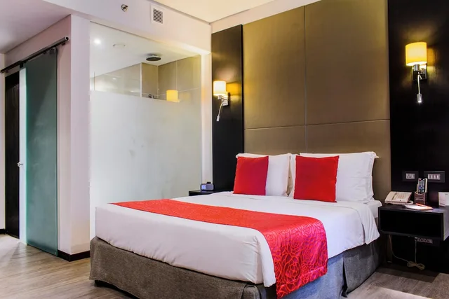 غرفة قياسية بسرير كوين بإطلالة على المدينة، Onomo Hotel Dar es Salaam 2/5
