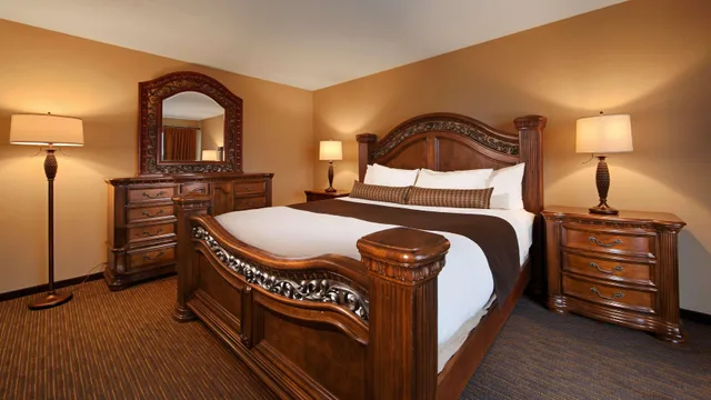 غرفة بسرير كينج، Best Western Plus Mission City Lodge 6/8