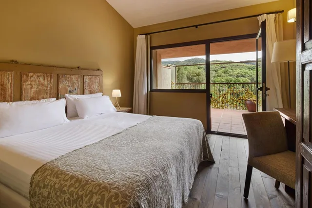 غرفة سوبيريور بسرير كينج بشرفة، Mas Salagros Ecoresort Aire Ancient Baths 1/1