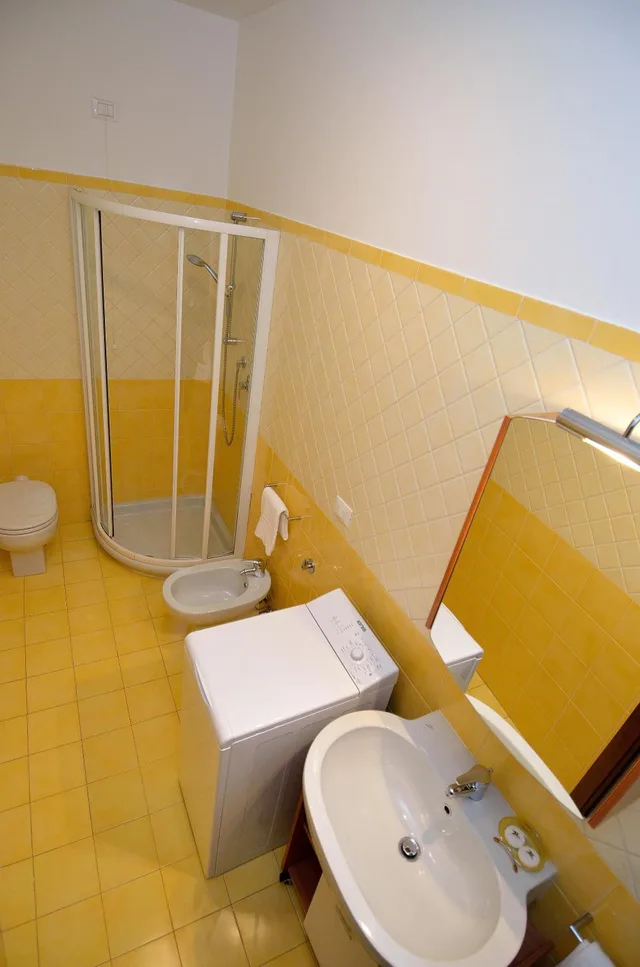 شقة بإطلالة على القناة بغرفتي نوم، Charming Venice Apartments 10/10