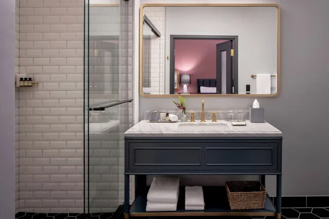 Suite, 2 Queen Beds, Magazine View, Sofa، The Eliza Jane, Autograph Collection 4/5