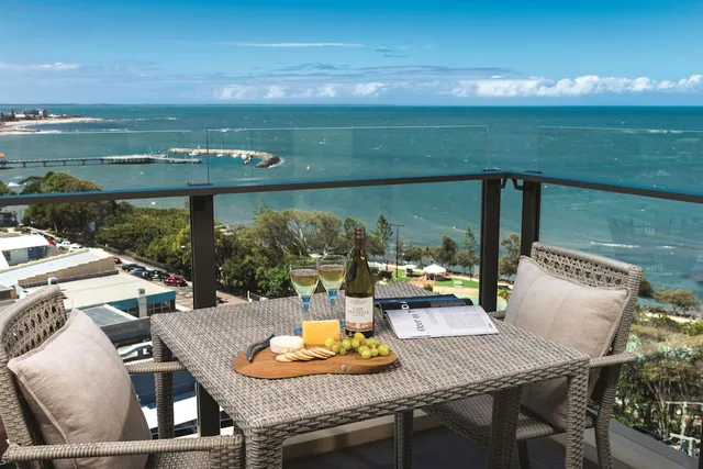 Oaks Redcliffe Mon Komo Suites, North Lakes, Narangba 62/77