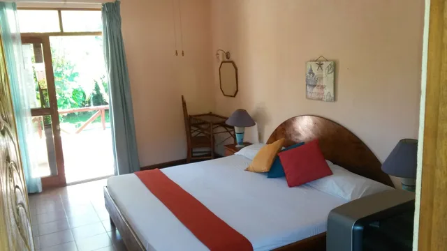 غرفة قياسية بسرير مزدوج بإطلالة على الحديقة في الطابق الأرضي، Samara Beach Hotel 4/10