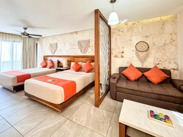 Comfort, Suite, Multiple Beds، Grand Fifty Suites 7/10