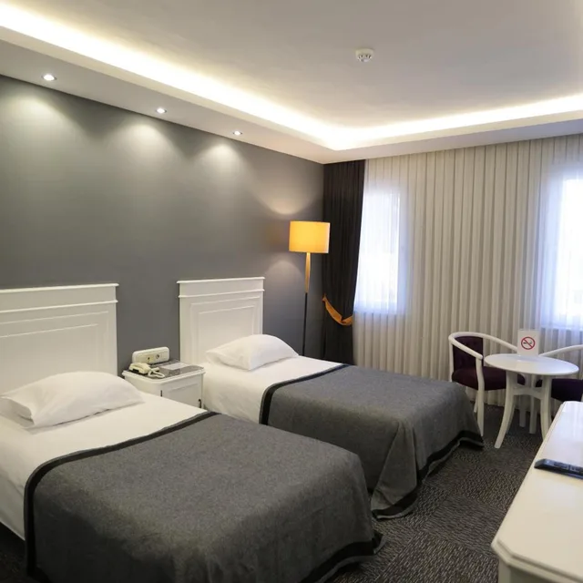 غرفة قياسية بسرير مزدوج أو سريرين منفصلين، Montania Town Hotel Mudanya 2/10