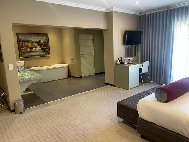 Room, Double Bed, Accessible, St Andrews Signature Hotel Spa 2/5
