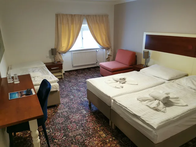 غرفة رباعية، City-Inn 2/10