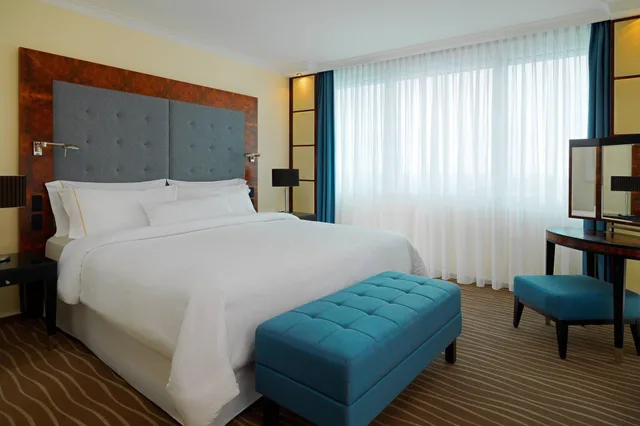 جناح كلوب بسرير كينج، The Westin Grand Munich 1/2
