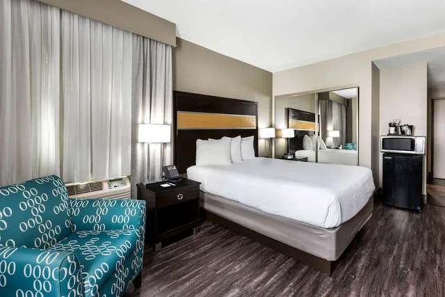 غرفة بسرير كوين لذوي الإعاقة، La Quinta By Wyndham San Diego Mission Bay 1/1