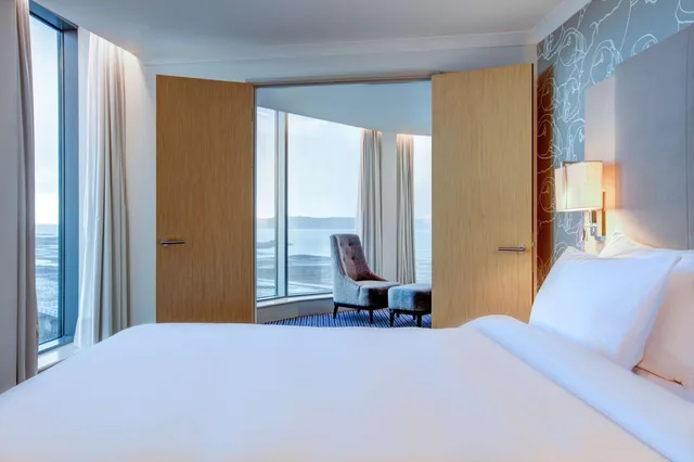 جناح بانورامي بإطلالة على المرسى، Radisson Blu Waterfront Hotel, Jersey 2/3