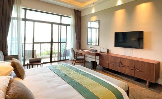 غرفة سوبيريور بسريرين منفصلين، Forest City Golf Hotel 5/7