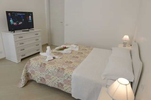 شقة بسرير كوين بغرفة نوم واحدة مع أريكة، DOMUS ANTIQUA RESIDENCE 2/8