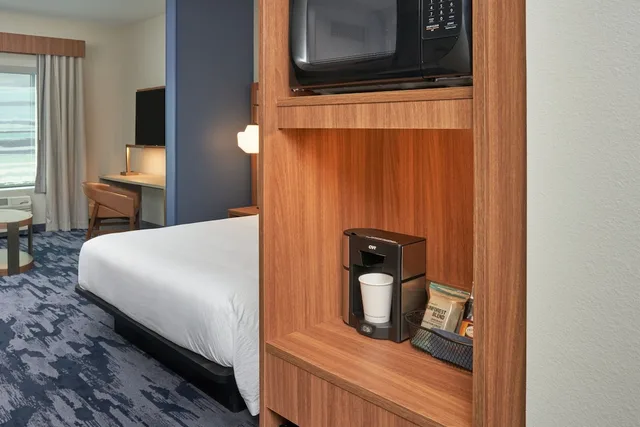 استوديو بسرير كينج مع أريكة، Fairfield Inn & Suites by Marriott West Palm Beach 2/4