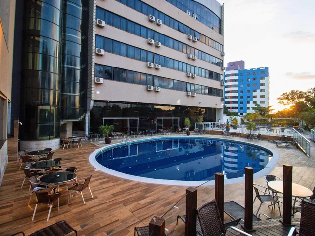 جناح تنفيذي بحوض جاكوزي، Hotel Continental Inn 2/2