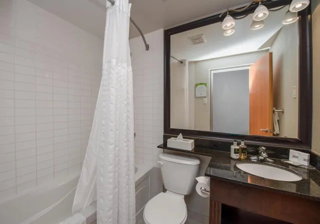 Coast, 2 Double Beds، Coast Lethbridge Hotel and Conference Centre 8/10
