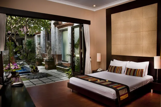 جناح عائلي بسريرين كوين بإطلالة على المسبح، SINDHU MERTHA SUITE 6/9