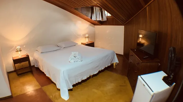 Superior, 1 Double and 3 Single Beds، Pousada Candonga da Serra 7/10