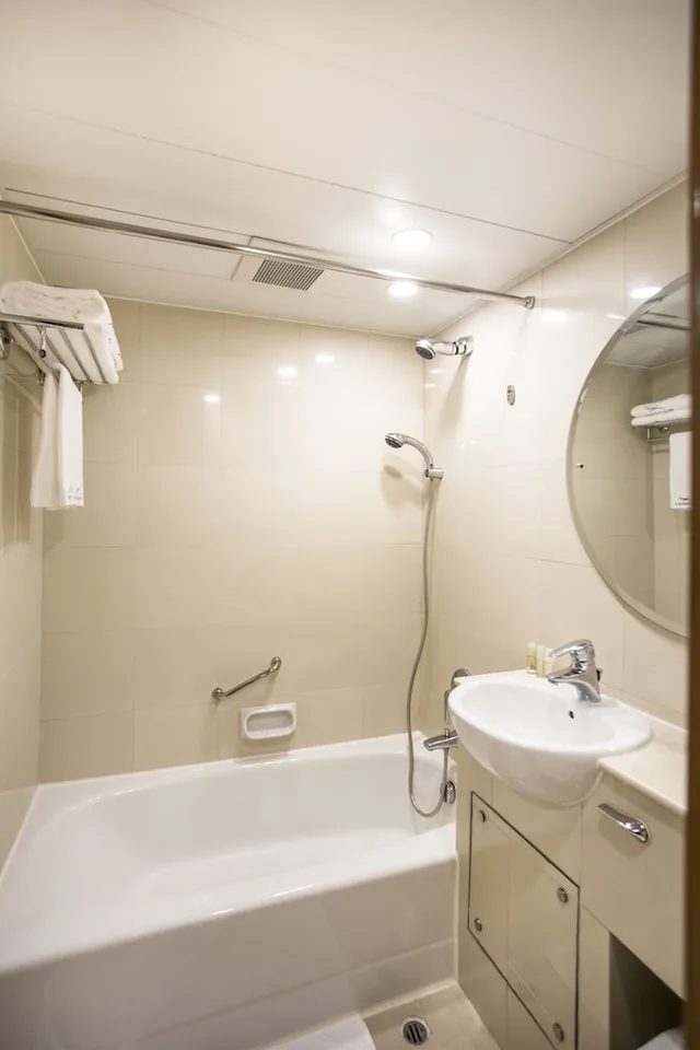 Wharney Deluxe twin، Wharney Hotel 5/5