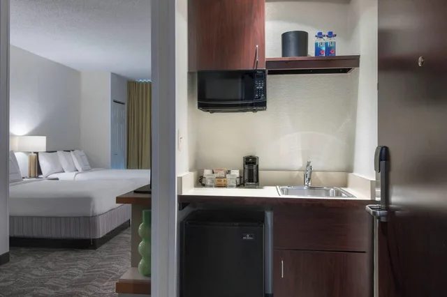 جناح لذوي الإعاقة، Springhill Suites Danbury 4/4