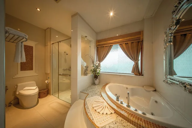 2 Bedrooms, Grand, Residence, Suite، Kodchasri Thani Hotel Chiangmai 8/9