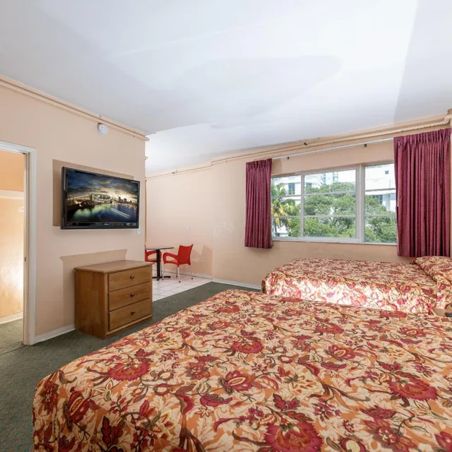 جناح بسرير مزدوج، Parisian Hotel South Beach 10/10