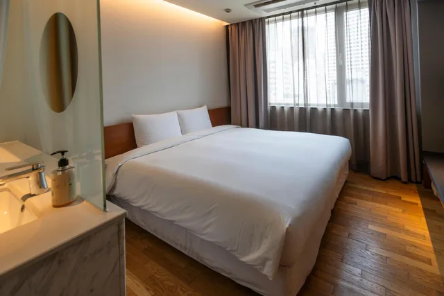 Adjoining, 3 Rooms, Exclusive Level، Seoul Hotel ShinShin Myeongong 7/10