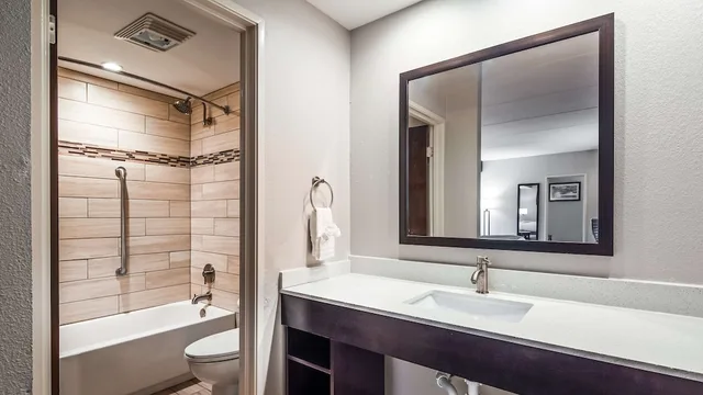 غرفة قياسية بسريرين كوين، Best Western Sevierville/Kodak Inn 2/2