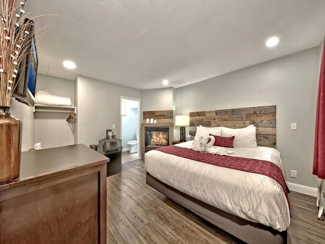 غرفة بسرير كينج، Secrets Inn Lake Tahoe 2/6