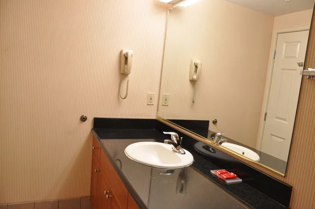 غرفة قياسية بسريرين كوين، Surestay Hotel By Best Western Castro Valley 6/6