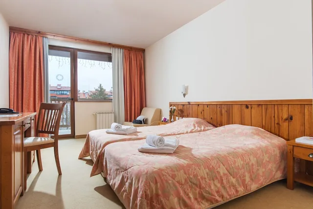 غرفة قياسية بسرير مزدوج، Mura Hotel 3/10