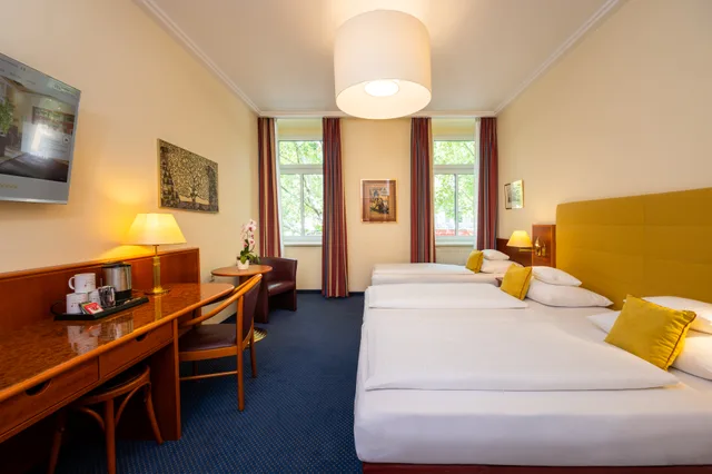 Smart, Triple, Street View، Austria Classic Hotel Wien 4/10