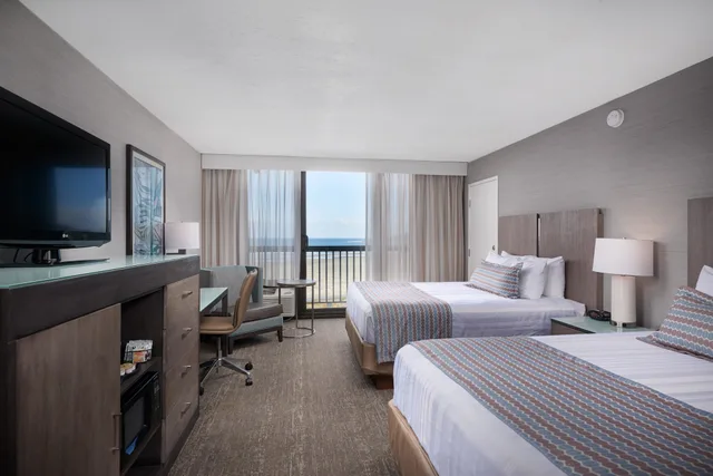 Standard, 2 Queen Beds, Ocean View, Pet Friendly, Best Western Plus Agate Beach Inn 2/7