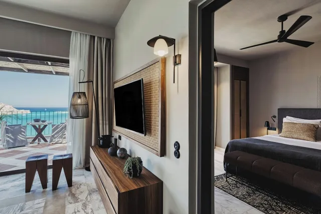 1 Bedroom, Premium, Suite, King Bed, Sea View, Sofa, Private Pool, Domes of Elounda, Autograph Collection 3/7