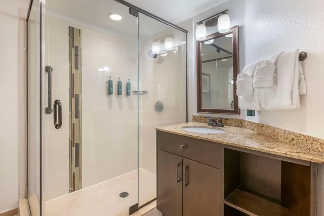 2 Bedrooms, Connecting, Suite, King and Queen Bed, Hilton Vacation Club Aqua Sol Orlando West 4/4