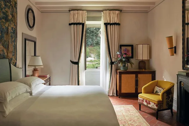 غرفة بريميوم بسريرين منفصلين، Villa San Michele A Belmond Hotel Florence 1/5