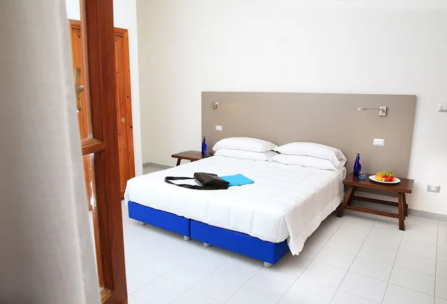 غرفة كلاسيكية بسرير كوين، Meli Hotel 3/3