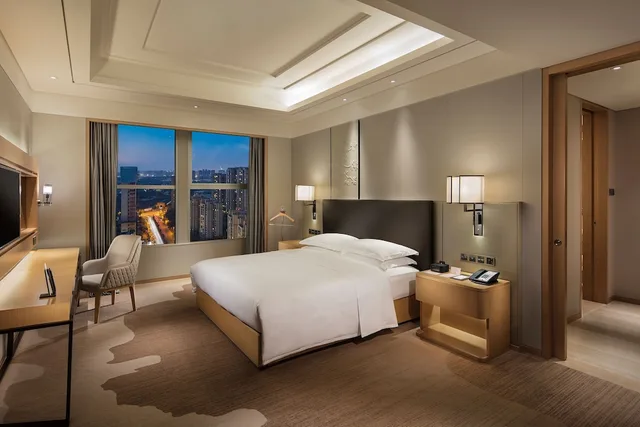 جناح ديلوكس بسرير كينج، Hilton Chengdu - Longquanyi 3/6
