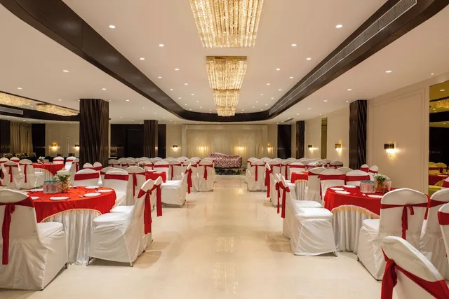 Hotel Kingsway، رايبور 35/40