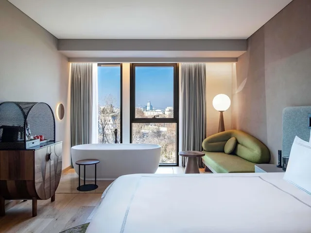 غرفة بسرير مزدوج، Swissotel Tbilisi 2/10