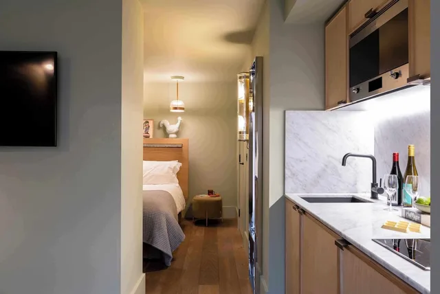 City, Studio, Queen Bed، Locke At Broken Wharf 4/5