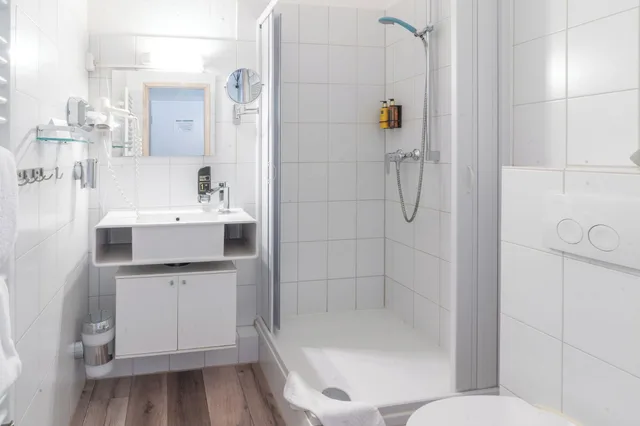 غرفة كومفورت بسرير كينج بشرفة، Aqua Hotel & Hostel 9/10