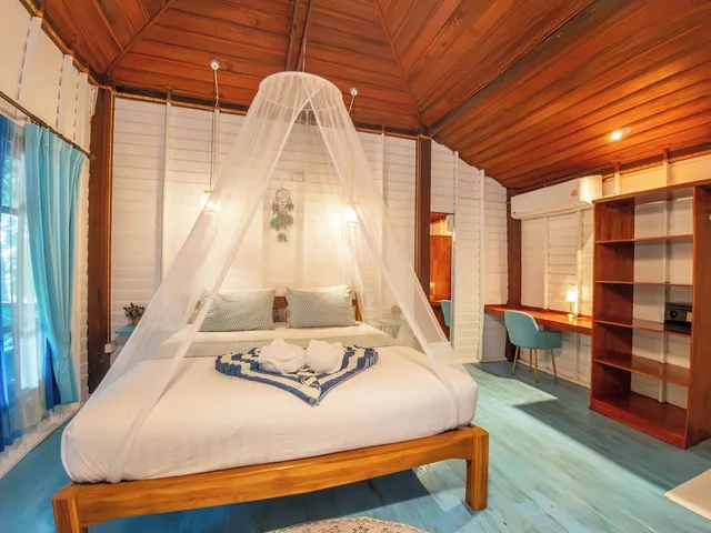استوديو رومانسي بسرير كينج بإطلالة على المسبح، Baan Haad Yao Villas 4/10