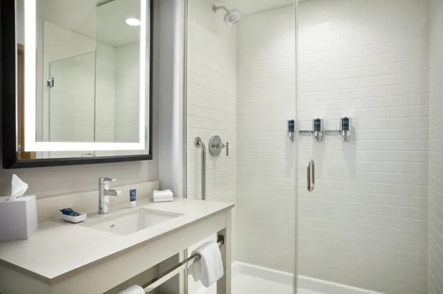 جناح بغرفة نوم واحدة، Four Points By Sheraton Miami Airport 3/3