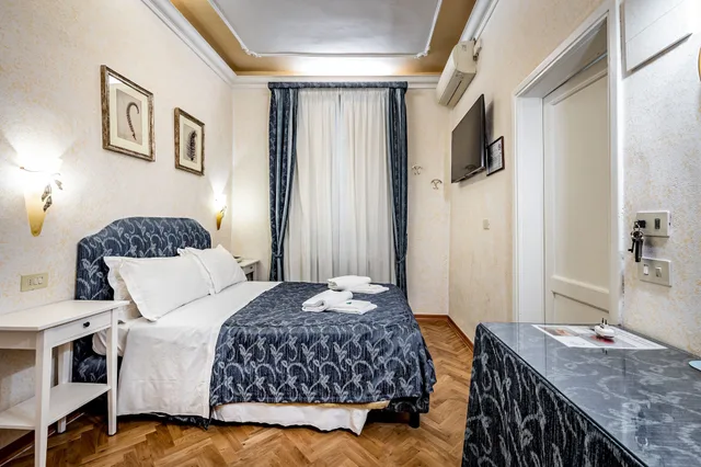 غرفة أساسية بسرير كوين، Hotel Alessandra 1/9