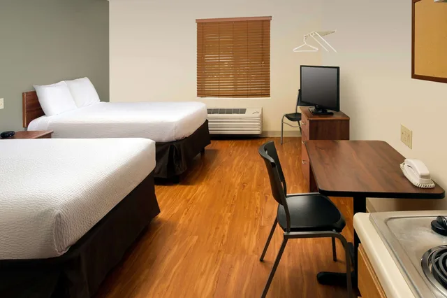 Standard, 2 Double Beds, WoodSpring Suites Tulsa 4/8